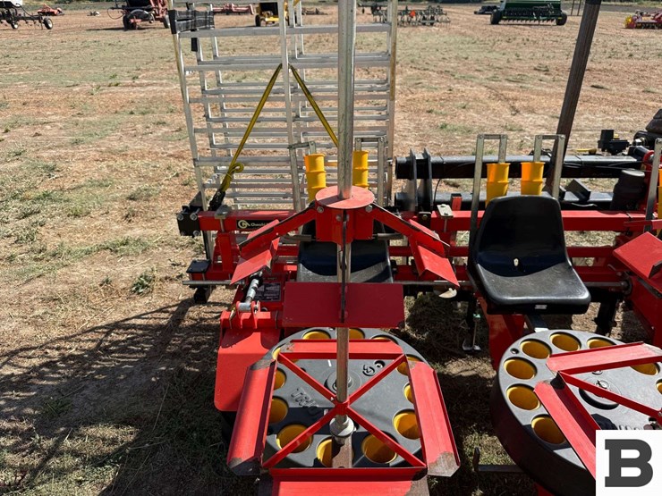 checchi-&-magli-no-till-transplanter-6r-30-image-26