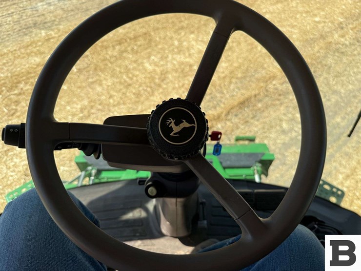 2014-john-deere-s660-image-88