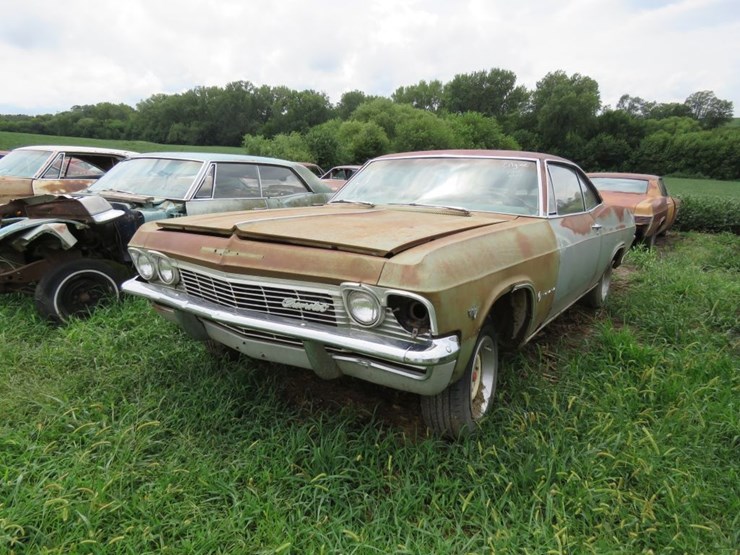 1965-chevrolet-impala-2dr-ht-image-4