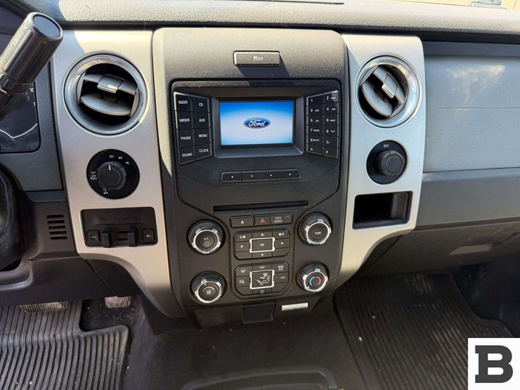 2014-ford-f150-image-38