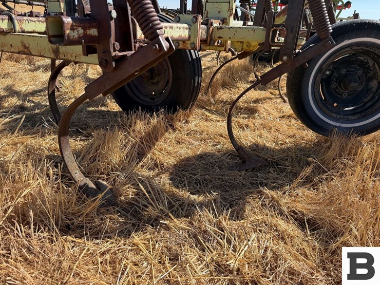 calkins-40'-field-cultivator-image-26