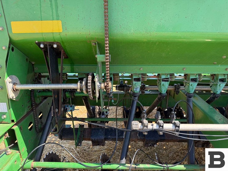 2003-john-deere-1590-image-22