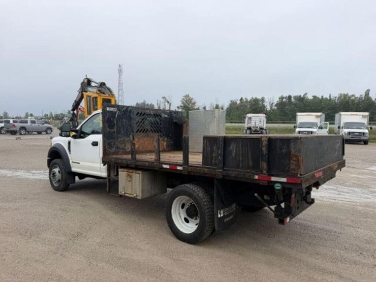 2017-ford-f550-xl-image-6