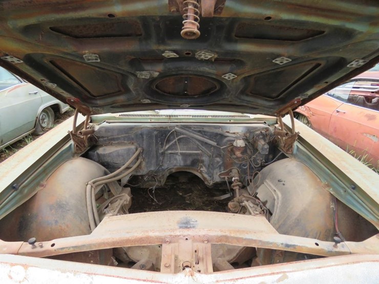 1965-chevrolet-impala-4dr-sedan-image-7