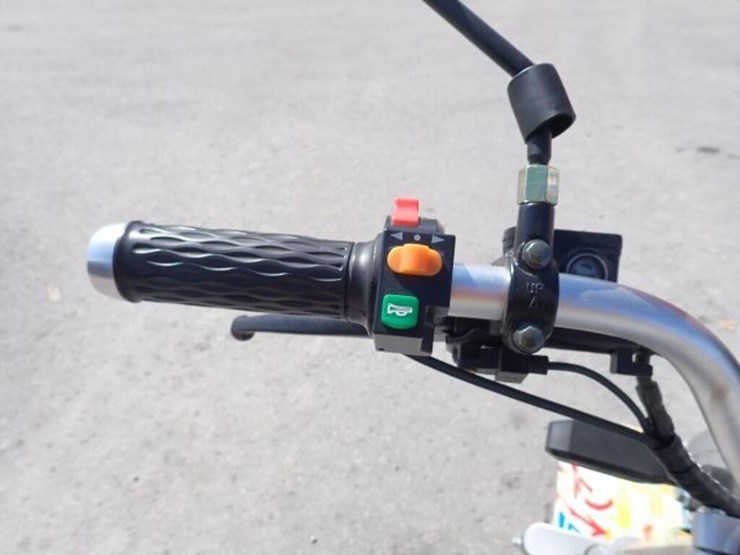 2024-shansu-youpi-60v-electric-tricycle-r36cp3010r-image-12