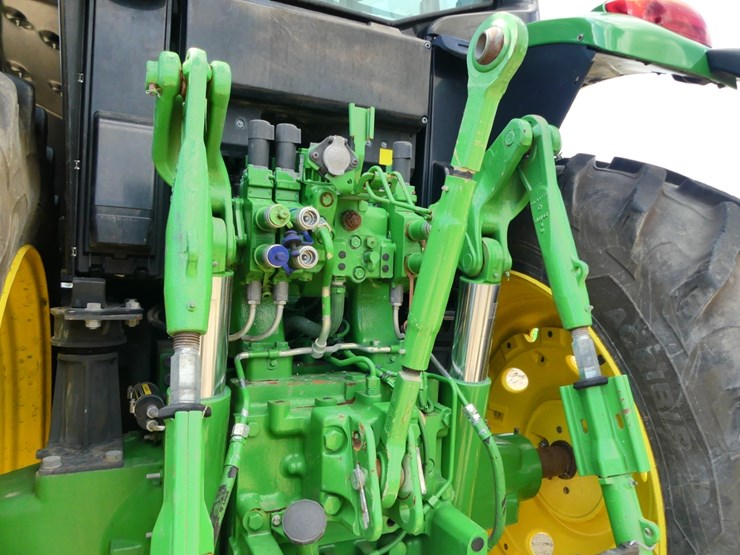 2022-john-deere-6175m-image-6