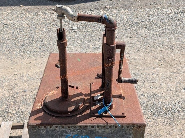 antique-oil-dispenser-image-5