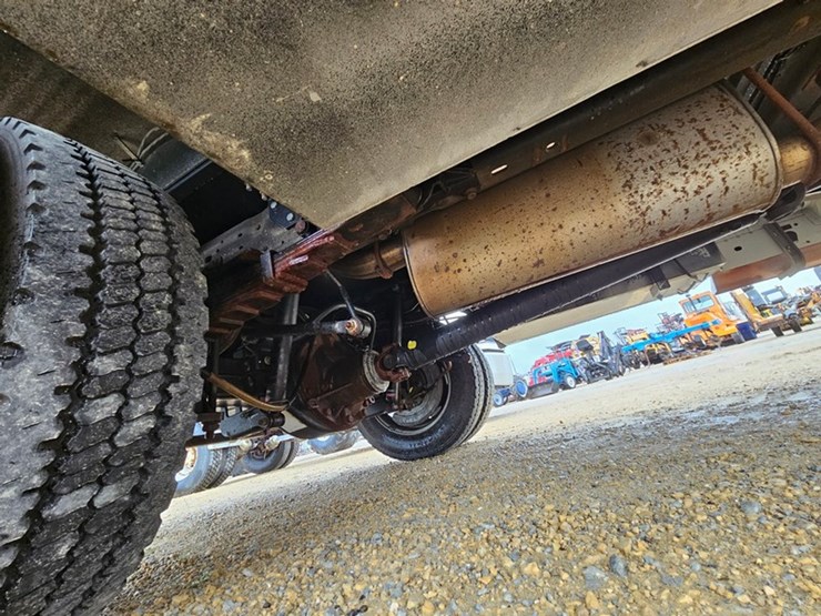 2004-ford-f450-xlt-image-25