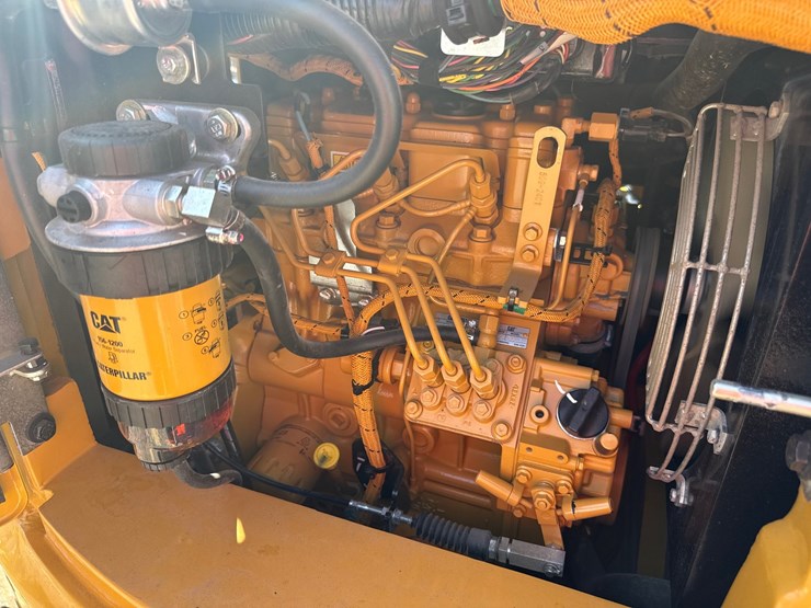 2023-caterpillar-303.5-image-15