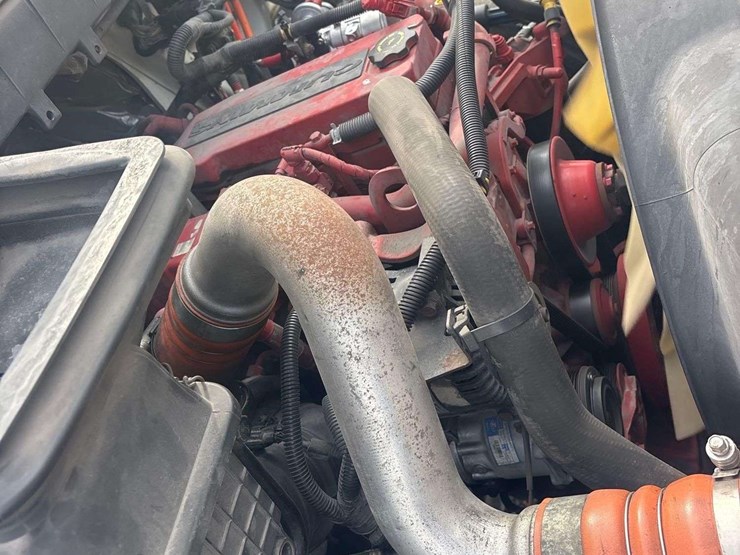 2018-international-durastar-4300-image-44