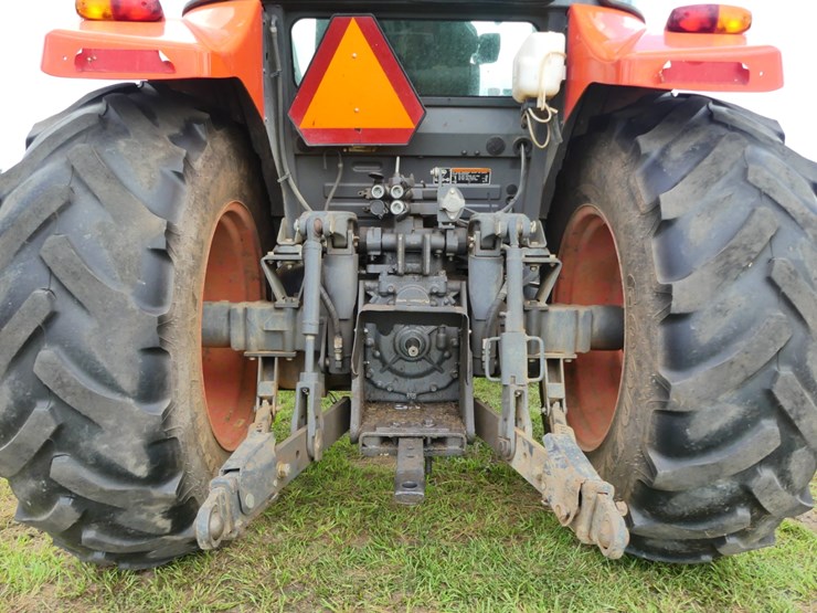 2023-kubota-m5-091d-image-5