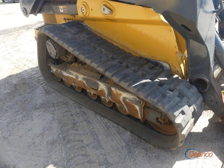2024-deere-331g-image-7