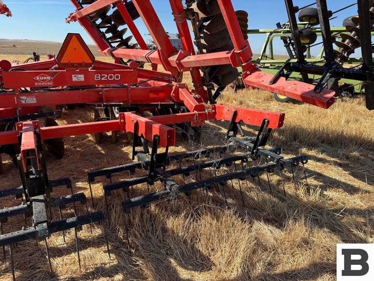 2012-kuhn-krause-8200-twin-offset-disc-image-41