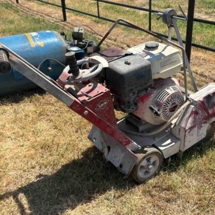 MK Concrete Saw