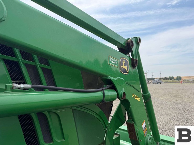 2015-john-deere-6210r-image-49