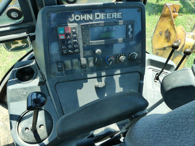 2014-deere-310sk-image-16