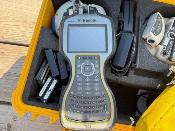 trimble-tsc3-survey-equipment-image-5