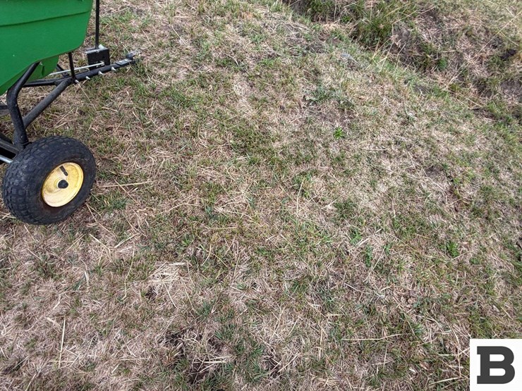 john-deere-lp39087-yard-broadcast-spreader---ellensburg,-wa-image-2