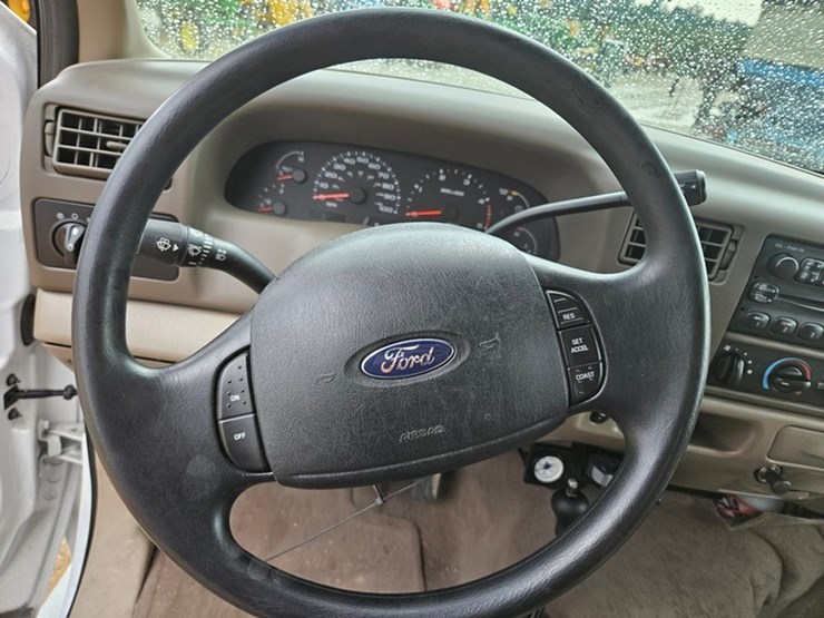 2004-ford-f450-xlt-image-38