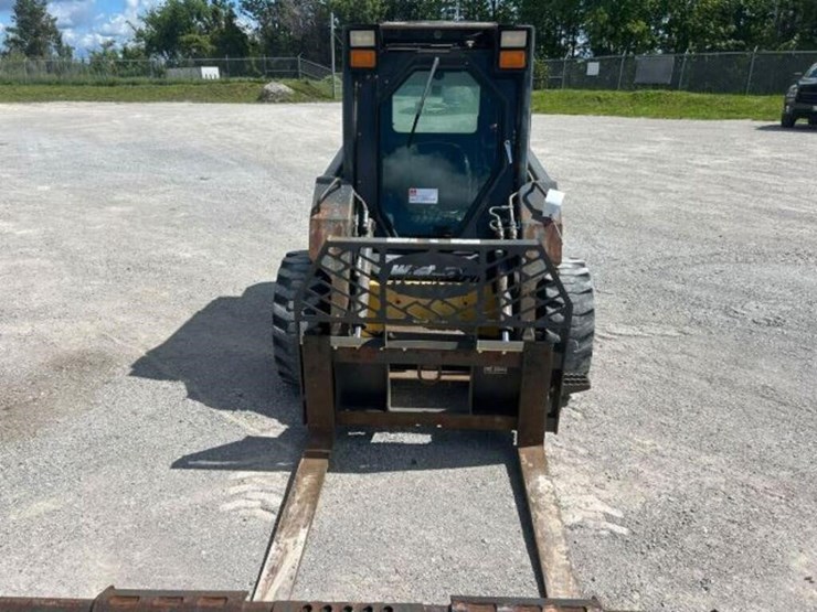 2003-new-holland-ls170-image-2