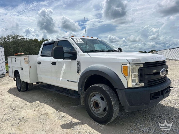 2017-ford-f550-image-2