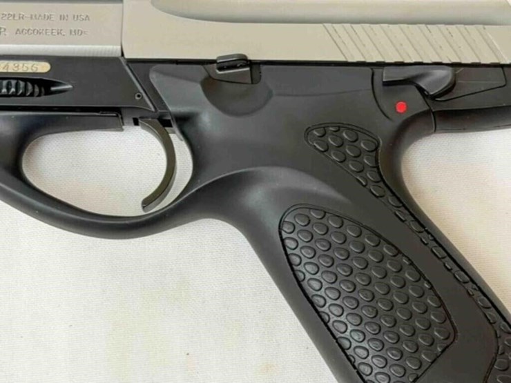 beretta-u22-neos-22lr-pistol-image-10