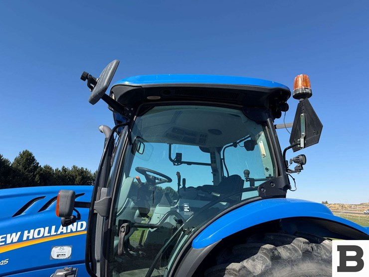 2016-new-holland-t6.145-image-27