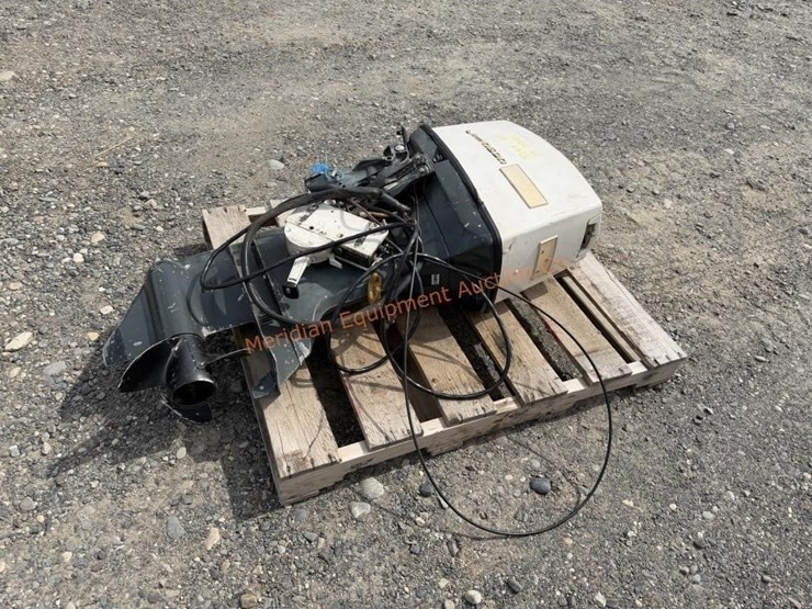 johnson-60hp-2-stroke-outboard-motor-w/-controls-image-1