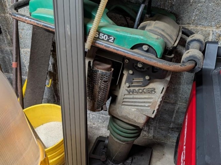wacker-neuson-bs50-2-image-1