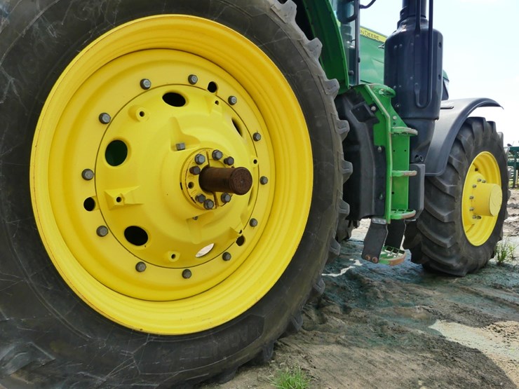 2022-john-deere-6175m-image-8