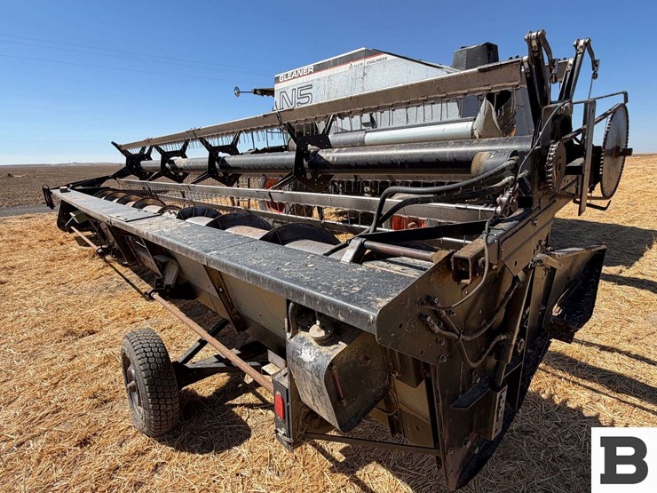 1981-allis-chalmers-gleaner-n-series-header-image-29