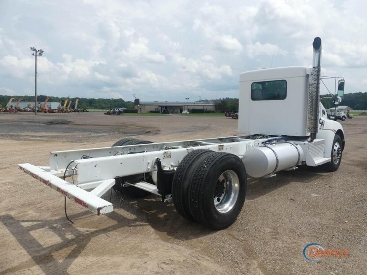 2009-kenworth-t370-image-2