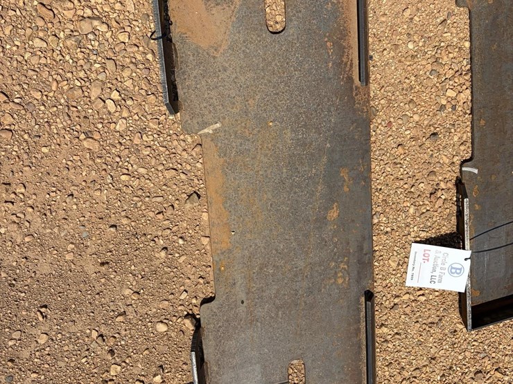 skid-steer-backer-plate-image-1