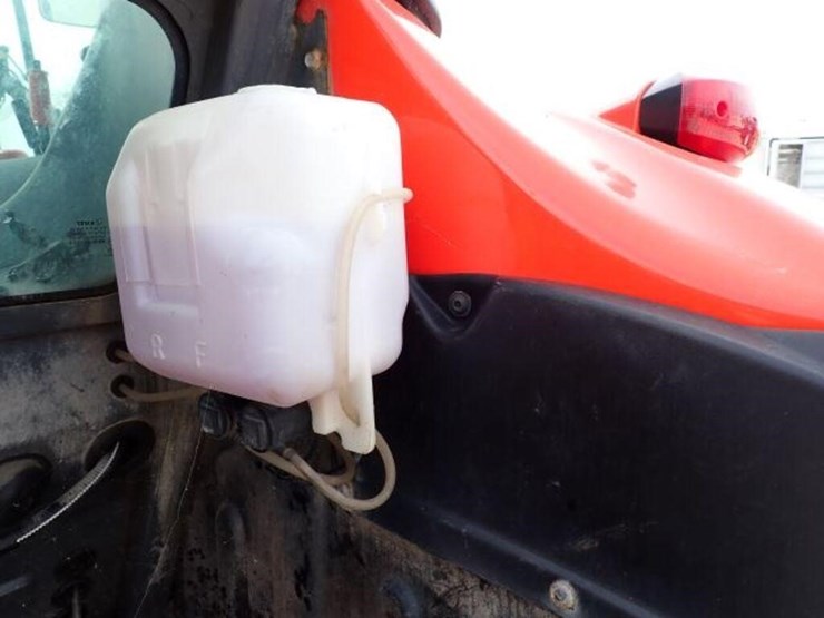 2019-kubota-m4-071-image-56