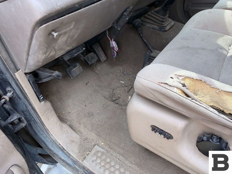 2004-ford-f250-image-19