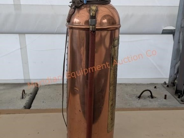 brass-fire-extinguisher-lamp-image-4