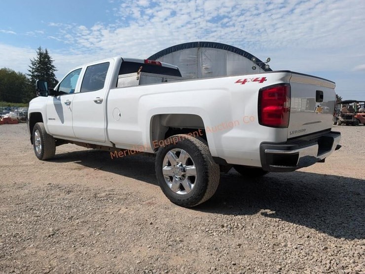 2017-chevrolet-silverado-3500-image-6