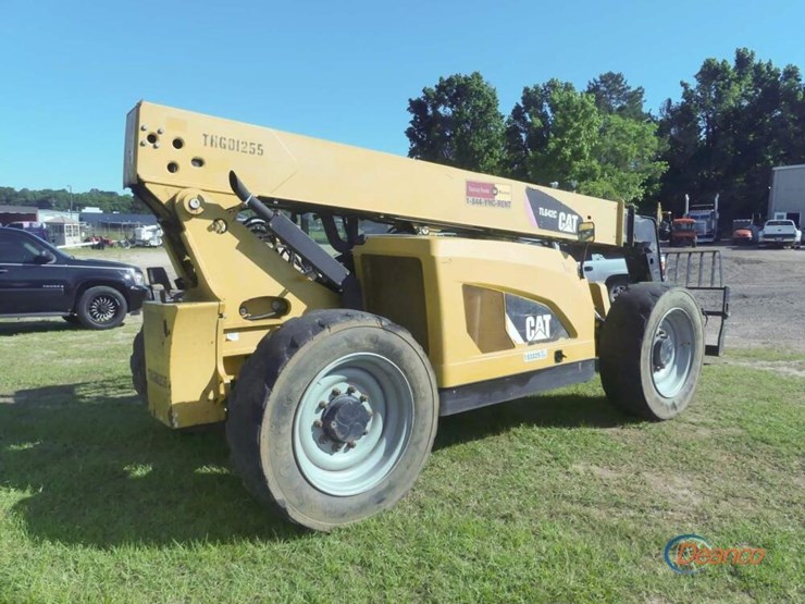 2015-caterpillar-tl642c-image-2