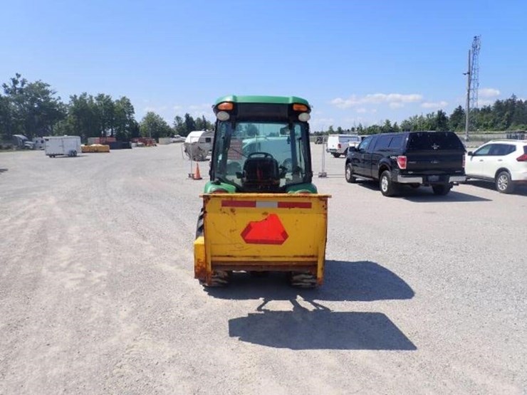 john-deere-3520-image-6
