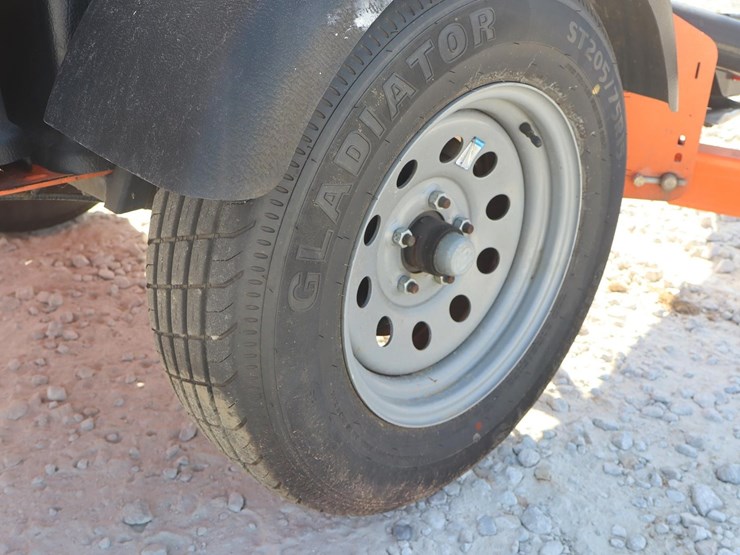 2019-jlg-t350-image-11