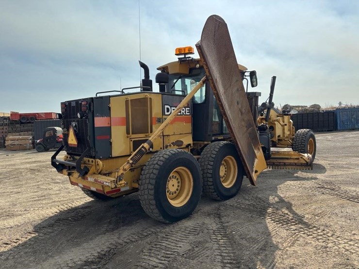 2009-deere-772g-image-3