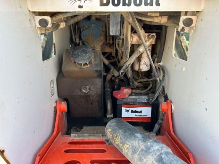2019-bobcat-mt85-image-11
