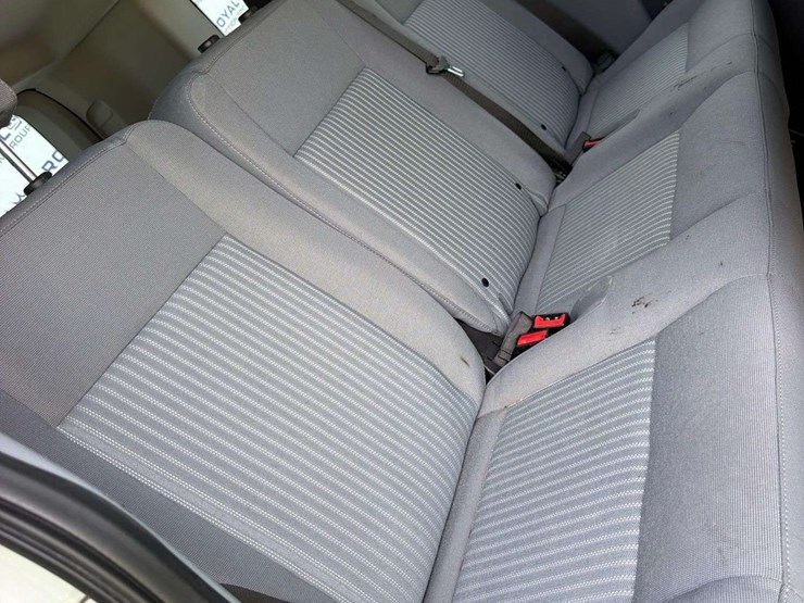 2019-ford-transit-image-21
