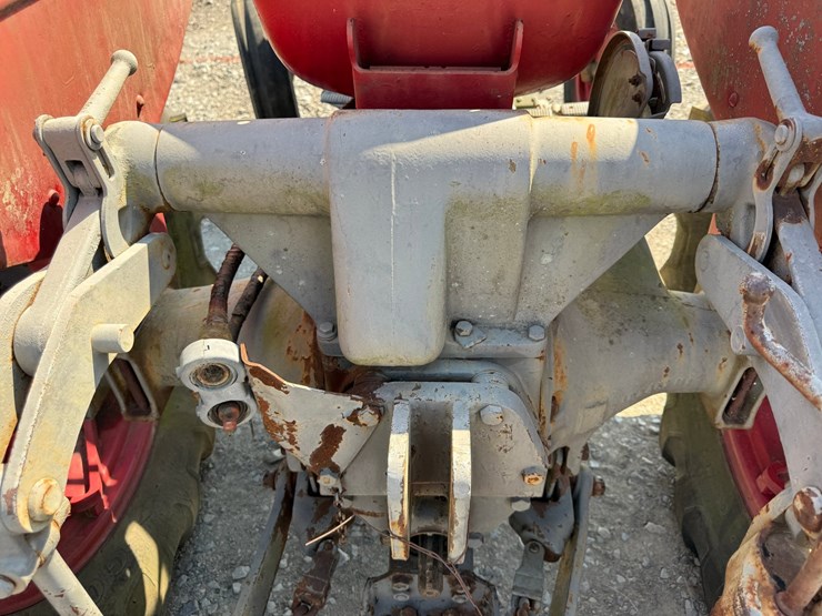 massey-ferguson-85-image-10