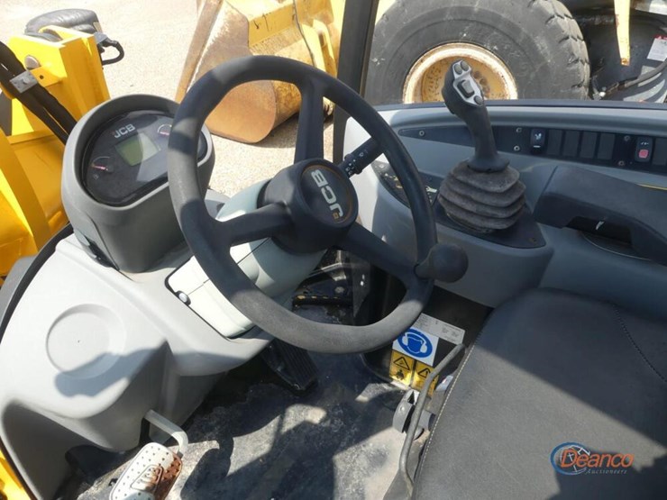 2023-jcb-407-image-15