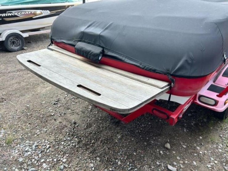 2002-mastercraft-x10-wakeboard-boat-mbcauxc8f102-image-15
