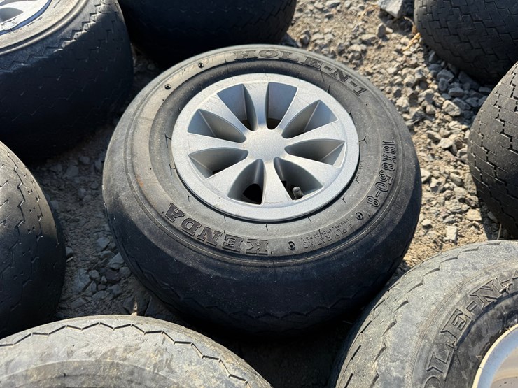 #50532-•-lot-of-(16)-18x8.50-8-tires-inv#50532-image-16