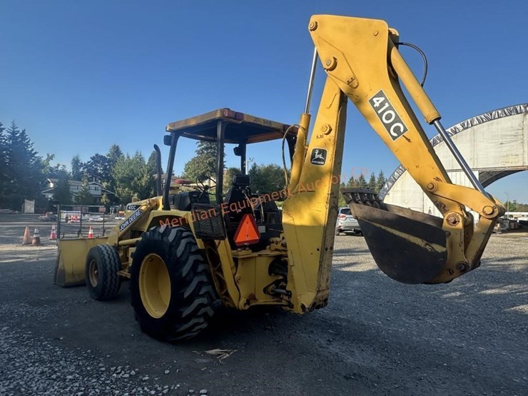deere-410c-image-5