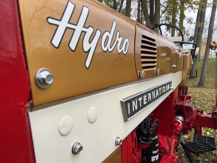 1970-farmall-544-hydro-gas-row-crop-golden-demonstrator-image-13