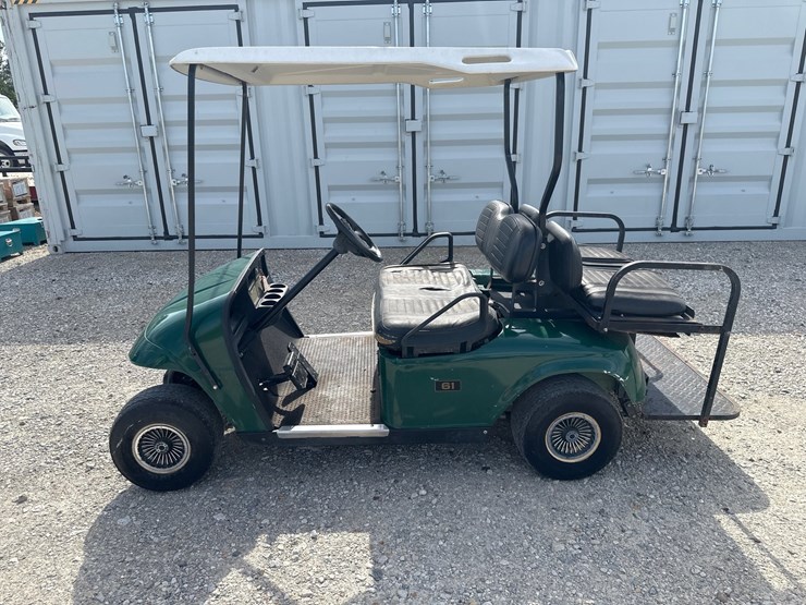 #192-•-ez-go-txt-electric-golf-cart-image-1
